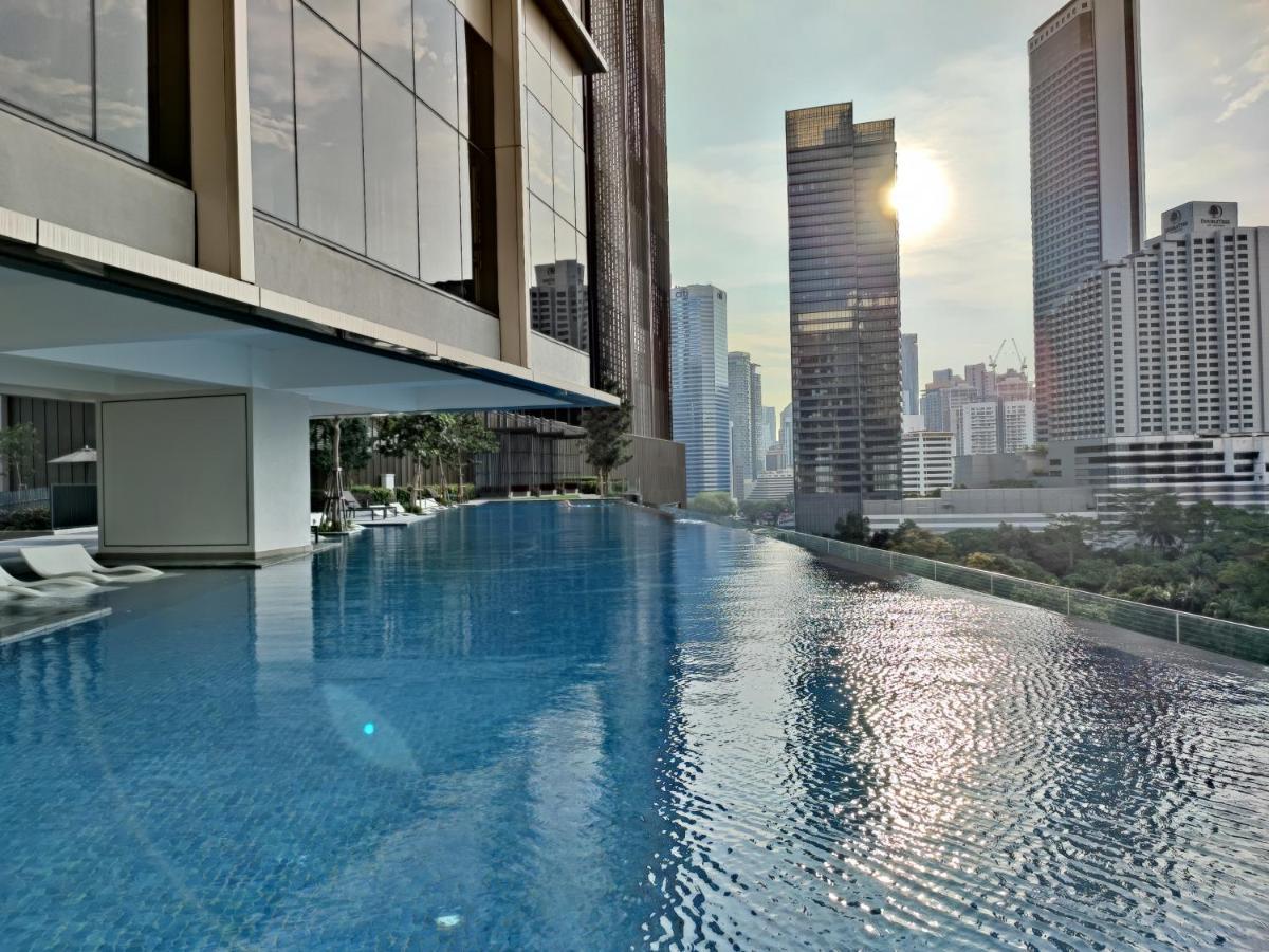 Pavillion Embassy Service Apartment By Autumn Suites Premium Stay Kuala Lumpur Exterior foto
