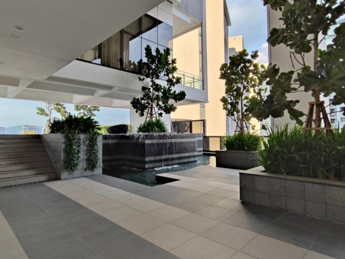 Pavillion Embassy Service Apartment By Autumn Suites Premium Stay Kuala Lumpur Exterior foto