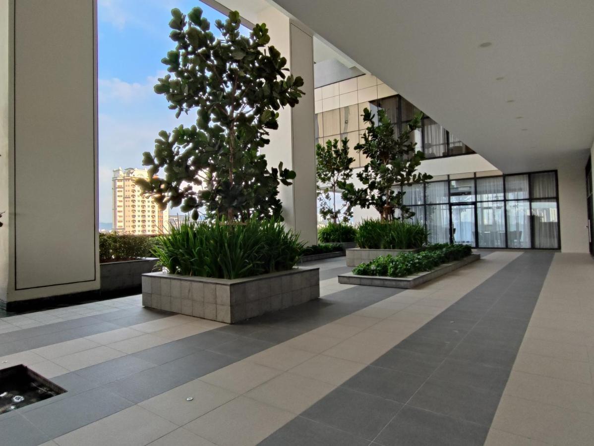 Pavillion Embassy Service Apartment By Autumn Suites Premium Stay Kuala Lumpur Exterior foto