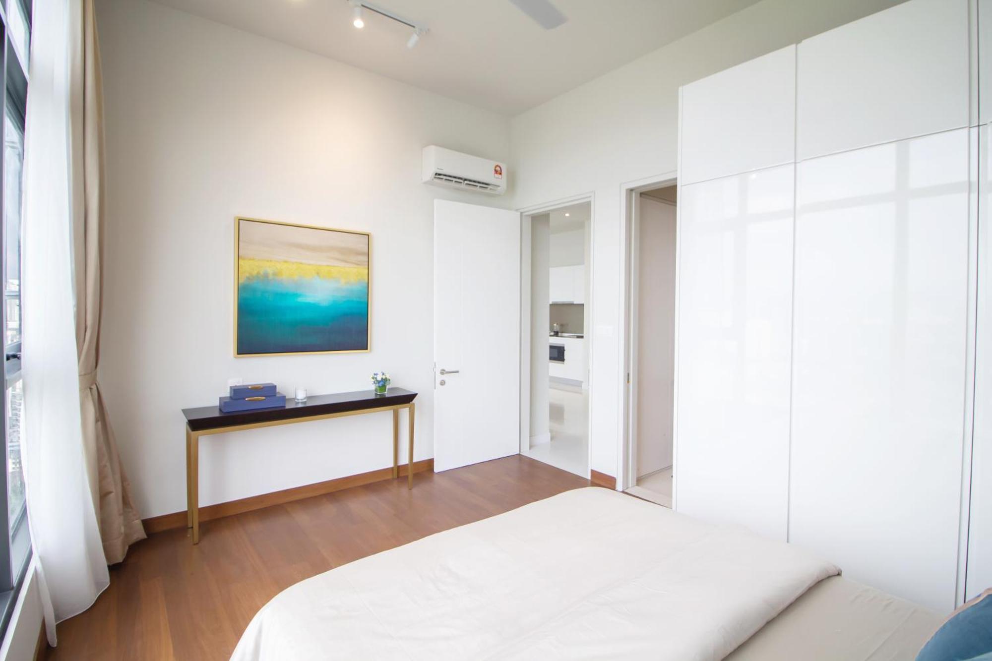 Pavillion Embassy Service Apartment By Autumn Suites Premium Stay Kuala Lumpur Exterior foto