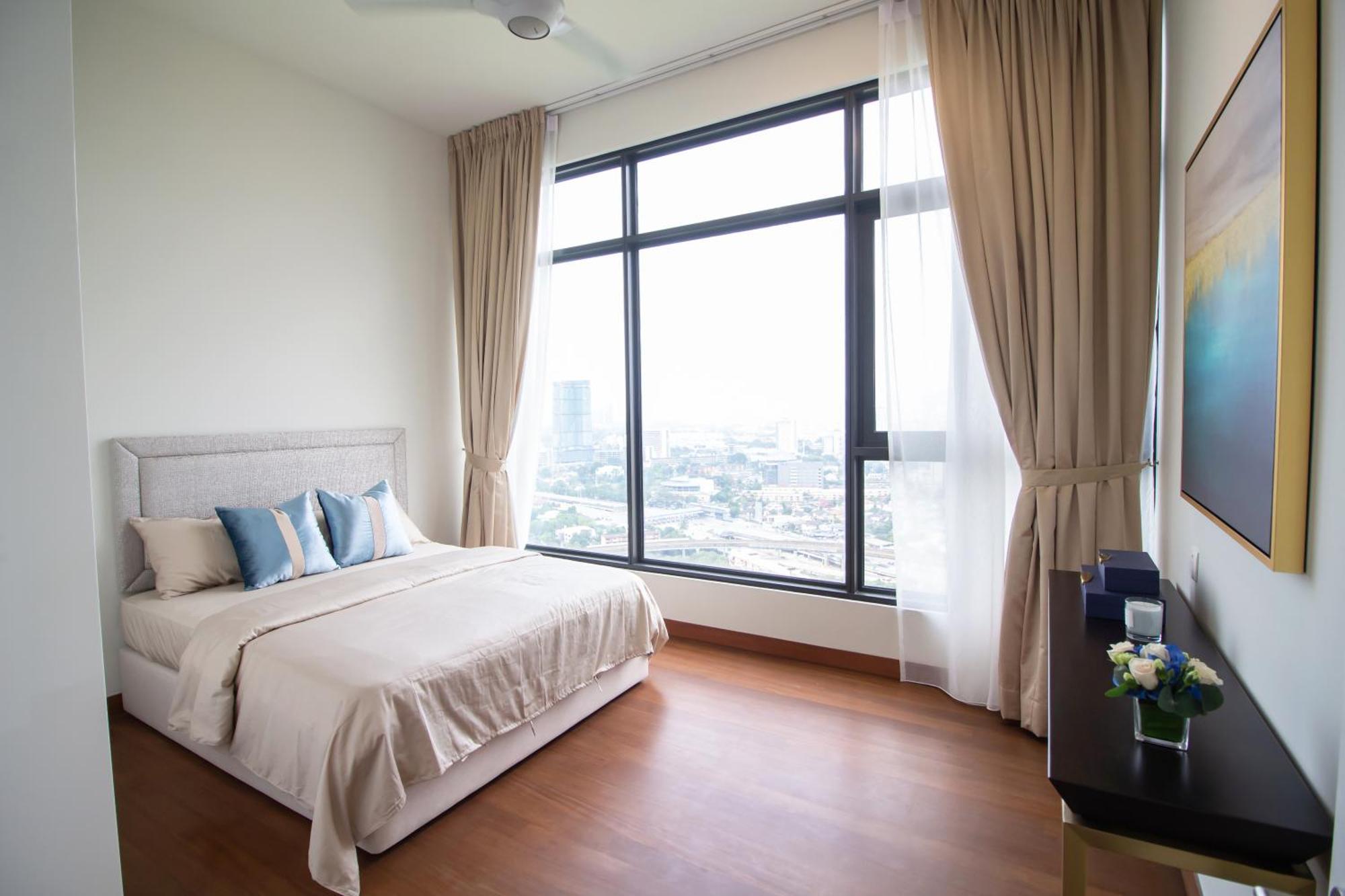 Pavillion Embassy Service Apartment By Autumn Suites Premium Stay Kuala Lumpur Exterior foto