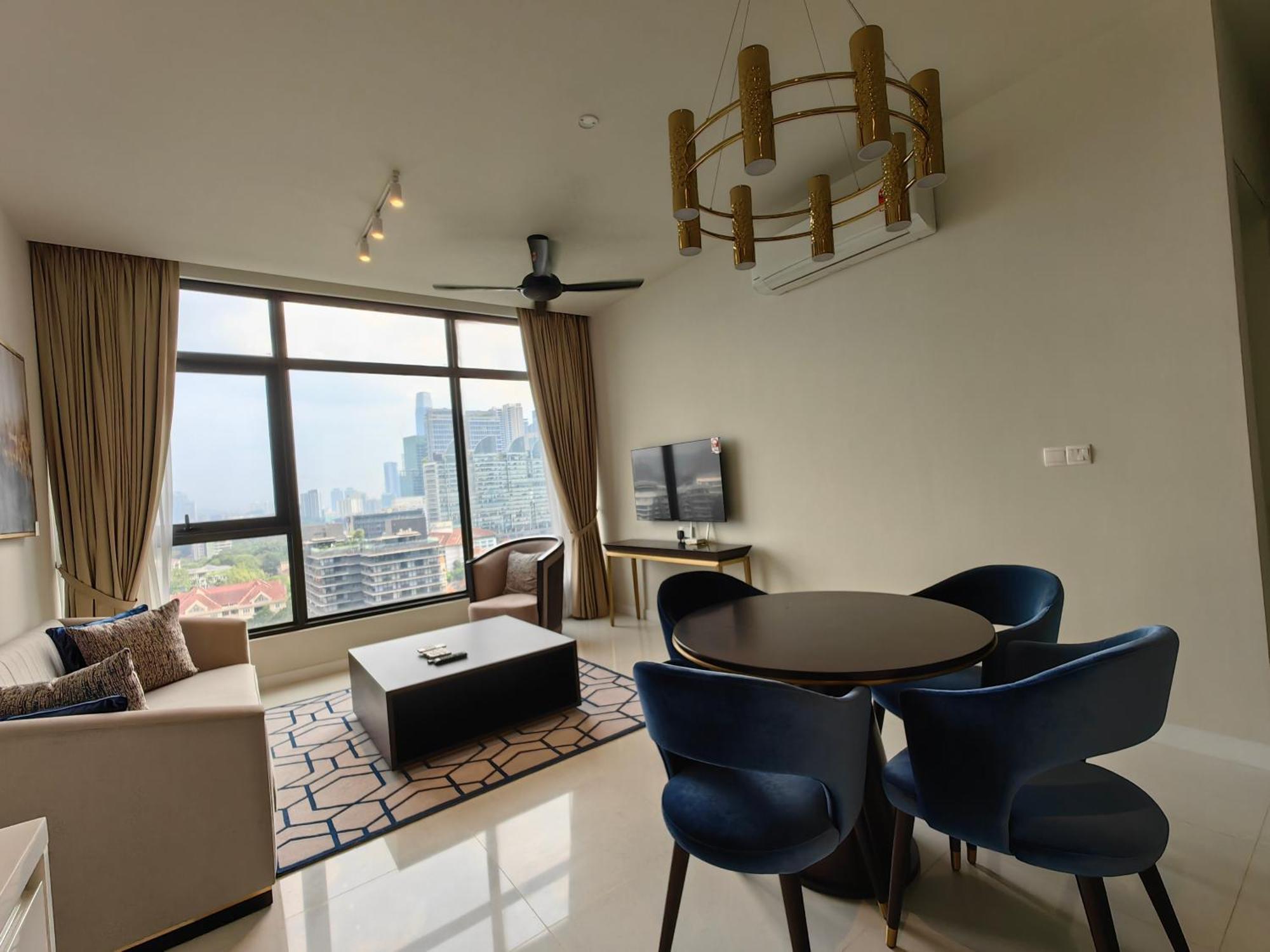 Pavillion Embassy Service Apartment By Autumn Suites Premium Stay Kuala Lumpur Exterior foto